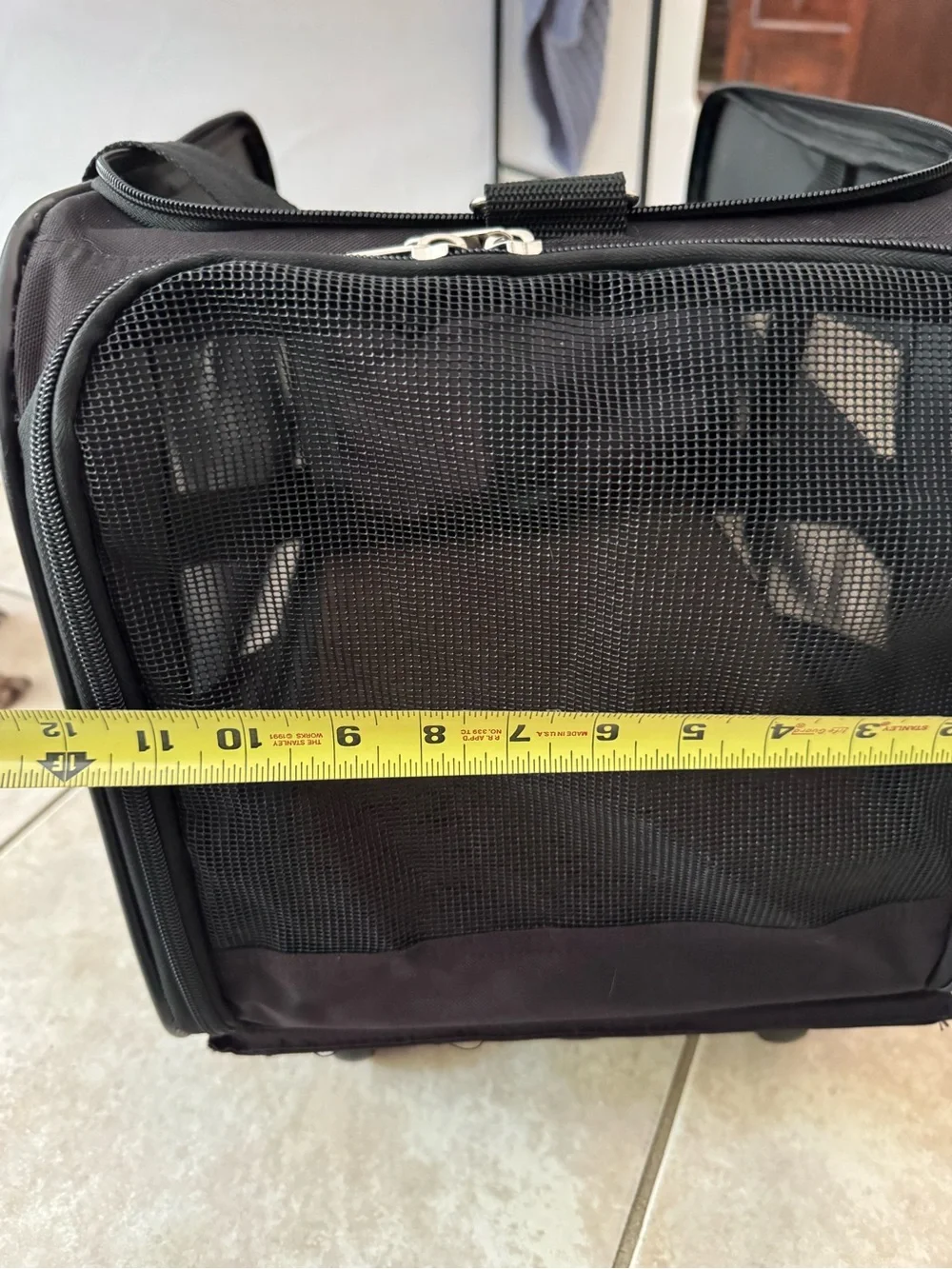 Medium Rolling Pet Carrier and Cart – Black